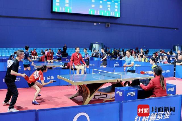 “熊猫杯”2023年乒乓球精英大奖赛在成华区开幕