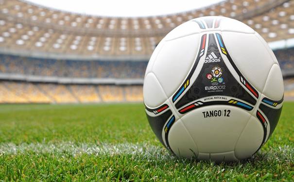 世界杯买足球怎么购买阿迪达斯官方应用程序
