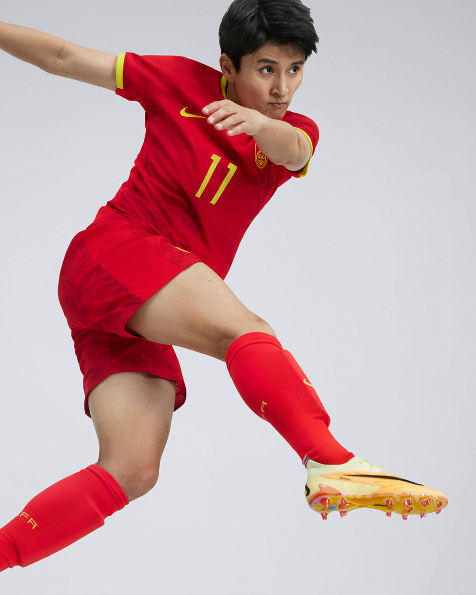 中国女足国家队 2023 世界杯主客场球衣 © 球衫堂 kitstown