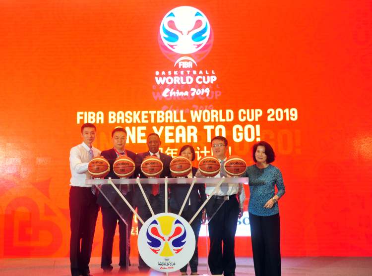男篮世界杯上海赛区倒计时刘炜被授予本土形象大使