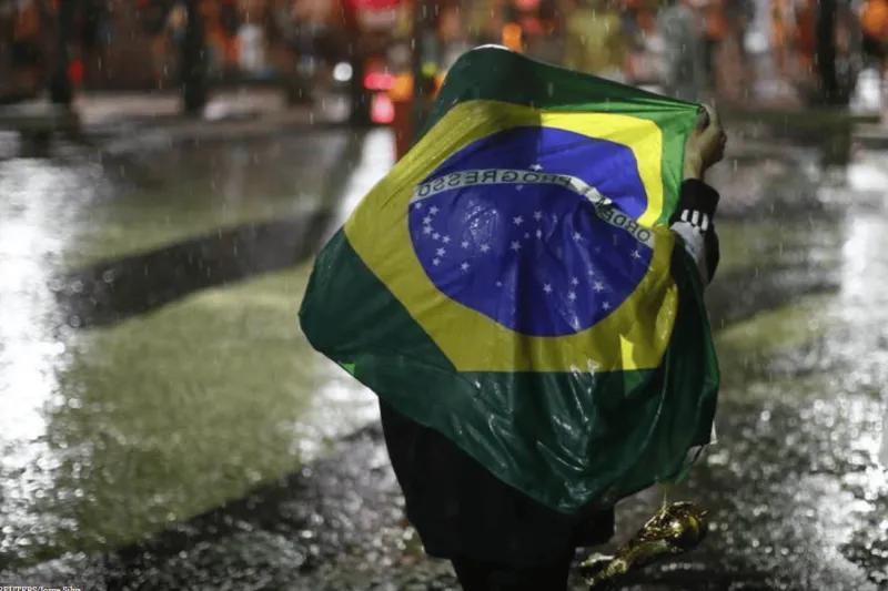 巴西世界杯哭泣的小男孩_巴西杯分析_巴西世界杯哭