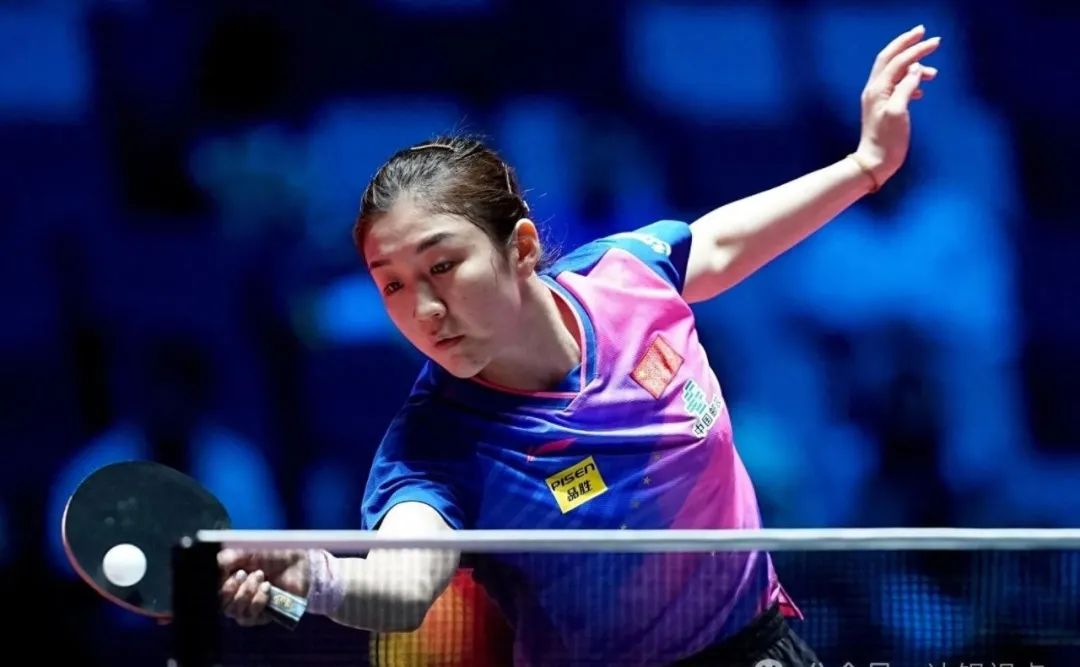 澳门国际乒联女子世界杯卫冕冠军展现无可击的表现
