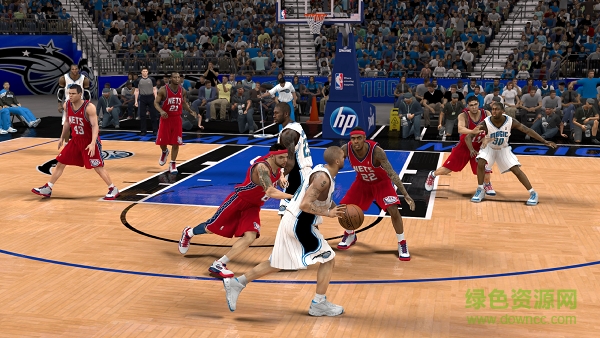 NBA2K122012中文版游戏特色介绍：身体接触+进攻
