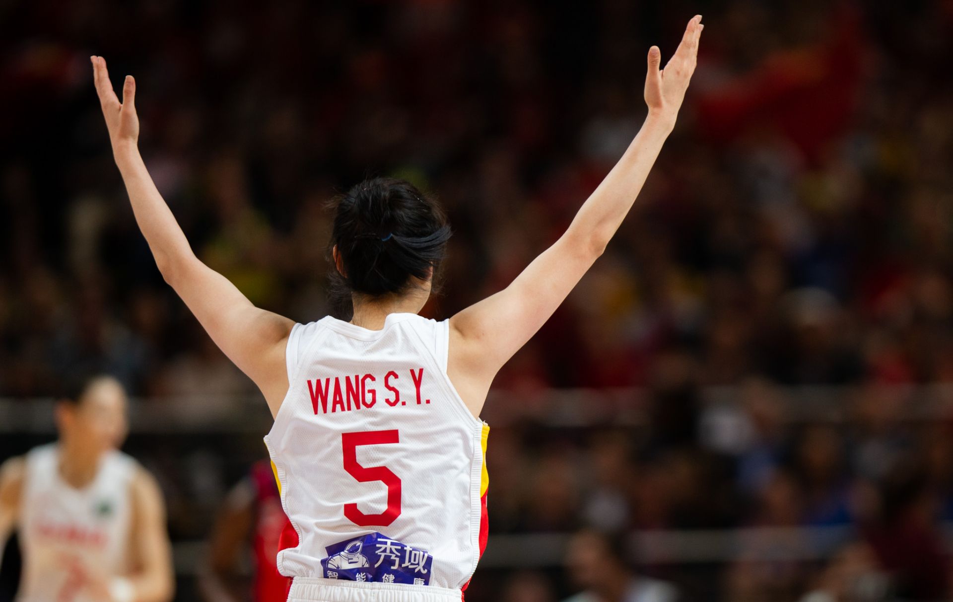女篮世界杯决赛中国女篮不敌美国队王思雨成新核心